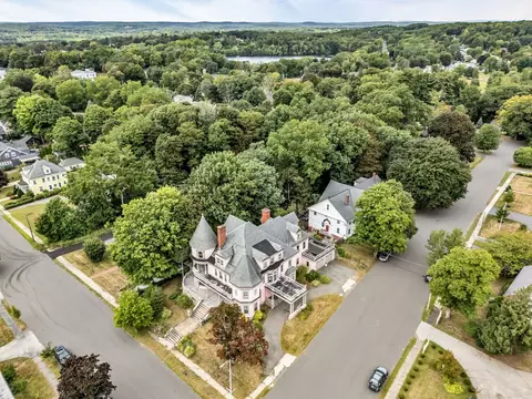 40 Westland Ter, Haverhill, MA 01830