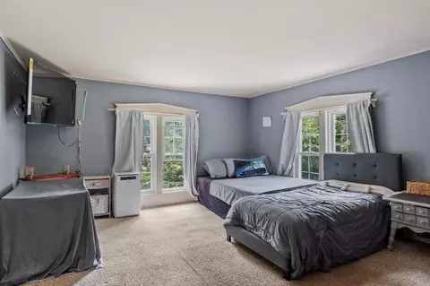 Bedroom - 46 Broad St, Barre, MA 01005 photo 1 of 8