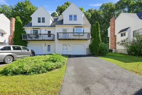 8 Mahogany Run #8, Leominster, MA 01453