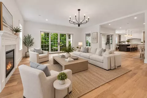 Living - 119 Downer Ave, Hingham, MA 02043 photo 3 of 3