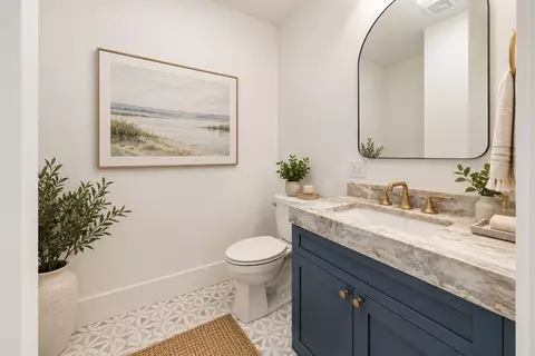 Bath - 119 Downer Ave, Hingham, MA 02043 photo 3 of 3