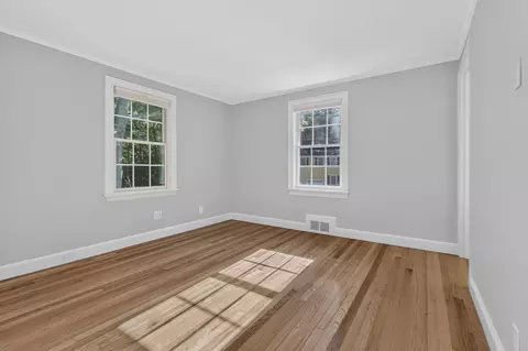 Bedroom - 119 Sylvan Rd, Needham, MA 02492 photo 2 of 5