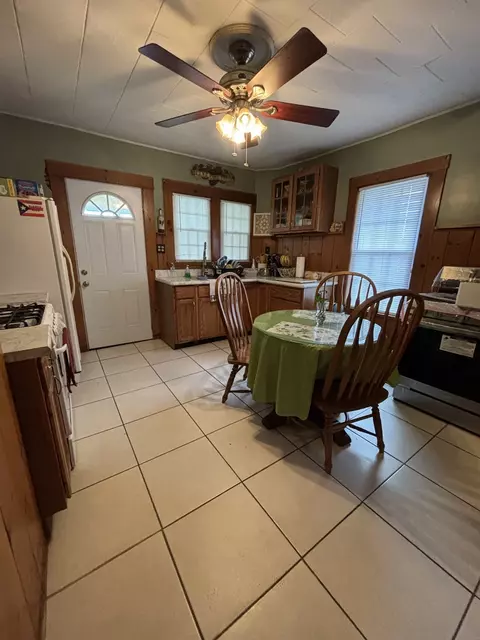 Kitchen - 27 Border St, Springfield, MA 01104 photo 1 of 2