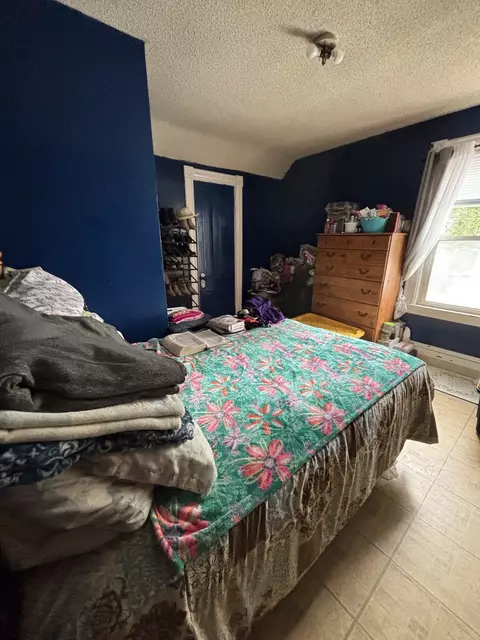 Other - 27 Border St, Springfield, MA 01104 photo 1 of 2
