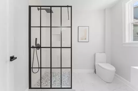 Bath - 446 Broadway #1, Somerville, MA 02145 photo 3 of 4
