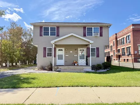 Exterior - 52-54 Reed St, Springfield, MA 01109 photo 2 of 4