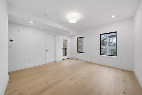 Bedroom - 421 E 6th St #TH3, Boston, MA 02127 photo 1 of 5