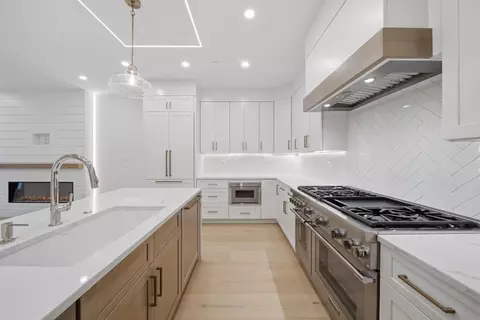 Kitchen - 421 E 6th St #TH3, Boston, MA 02127 photo 1 of 1