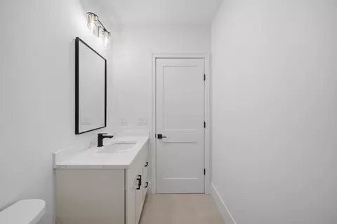 Bath - 421 E 6th St #TH3, Boston, MA 02127 photo 8 of 9