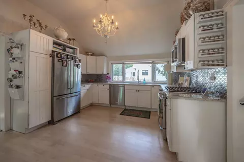 Kitchen - 13 Lincoln St, Wareham, MA 02571 photo 3 of 3