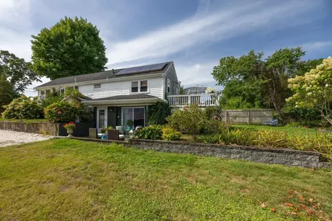 Exterior - 13 Lincoln St, Wareham, MA 02571 photo 5 of 11