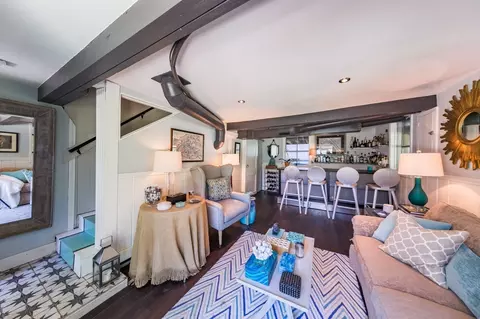 Living - 13 Lincoln St, Wareham, MA 02571 photo 4 of 4