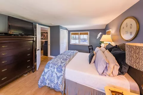 Bedroom - 13 Lincoln St, Wareham, MA 02571 photo 2 of 4