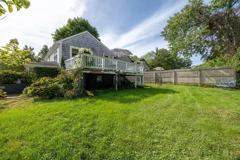 Exterior - 13 Lincoln St, Wareham, MA 02571 photo 10 of 11