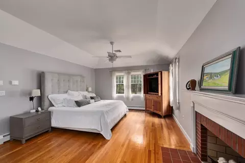Bedroom - 19 Appleton Ln, Boxford, MA 01921 photo 1 of 5