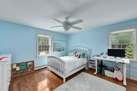 Bedroom - 19 Appleton Ln, Boxford, MA 01921 photo 3 of 5
