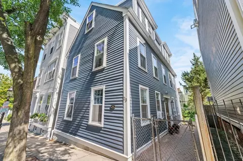 23 Concord St, Charlestown, MA 02129