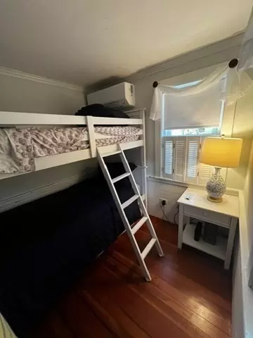 Bedroom - 64 Harrison Rd, Centerville, MA 02632 photo 2 of 2