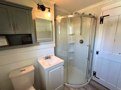 Bath - 64 Harrison Rd, Centerville, MA 02632 photo 1 of 1