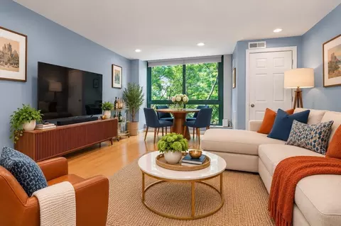 42 Eighth #3315, Boston, MA 02129