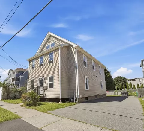 Exterior - 102 Lemuel Ave, Chicopee, MA 01013 photo 2 of 5