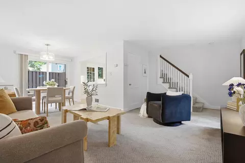 117 Pierce Rd #117, Watertown, MA 02472