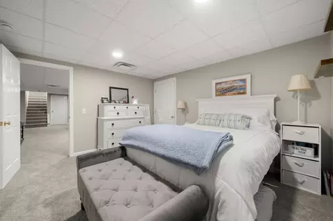Bedroom - 29 Pimlico Pond Rd, Mashpee, MA 02649 photo 4 of 7
