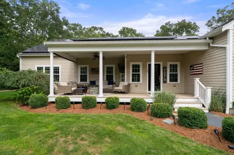 Exterior - 29 Pimlico Pond Rd, Mashpee, MA 02649 photo 1 of 7