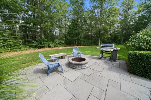 Exterior - 29 Pimlico Pond Rd, Mashpee, MA 02649 photo 7 of 7