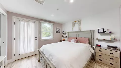 Bedroom - 400 Main, Reading, MA 01867 photo 2 of 5