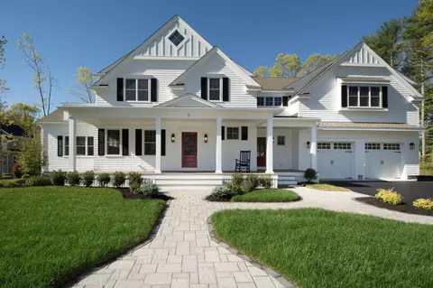5 Snowy Owl Cir, Duxbury, MA 02332