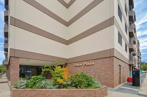 68 N Washington St #504, North Attleboro, MA 02760