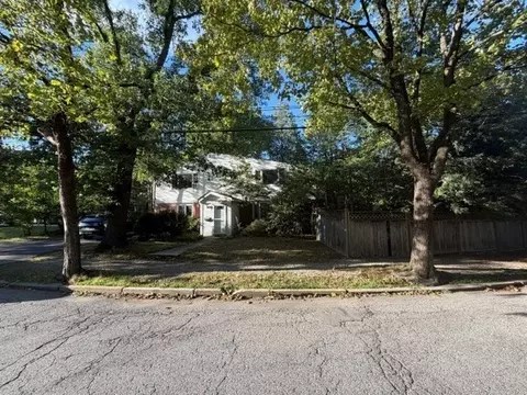 39 Charlemont St, Newton, MA 02461