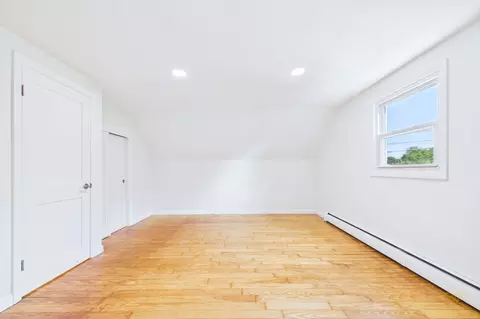 Bedroom - 22 Myrtle Ave, Acushnet, MA 02743 photo 3 of 7