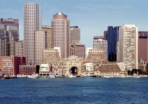 20 Rowes Wharf #701, Boston, MA 02110