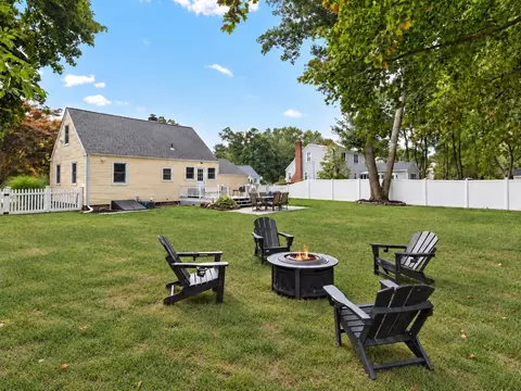 Exterior - 10 Suffolk Rd, Sharon, MA 02067 photo 4 of 5