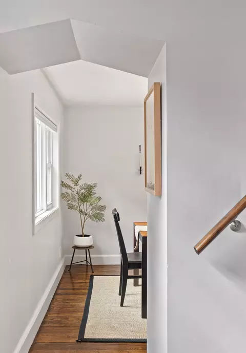Entry Way - 10 Suffolk Rd, Sharon, MA 02067 photo 1 of 4
