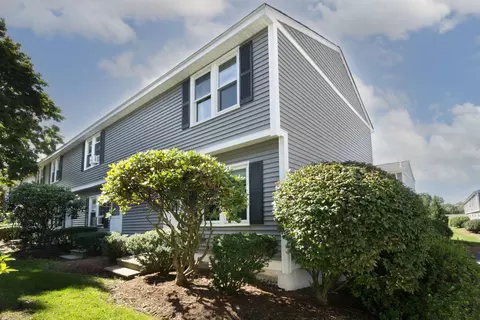 1221 Pawtucket Blvd #93, Lowell, MA 01854