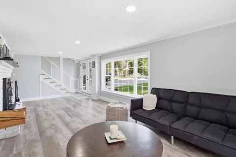 Living - 20 Cherokee Rd, Acton, MA 01720 photo 2 of 3