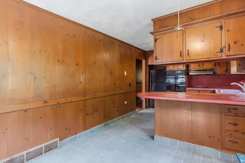 Kitchen - 2 County St, Rehoboth, MA 02769 photo 2 of 4
