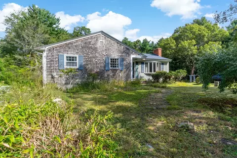 Exterior - 2 County St, Rehoboth, MA 02769 photo 2 of 9