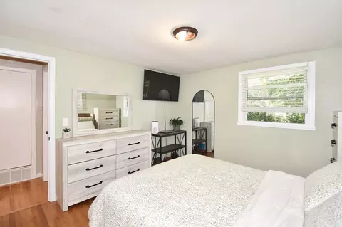 Bedroom - 92 Louis Rd, Springfield, MA 01118 photo 2 of 7