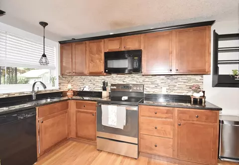 Kitchen - 92 Louis Rd, Springfield, MA 01118 photo 2 of 4