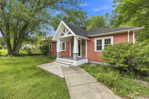 20 Sunset Ave, South Hadley, MA 01075