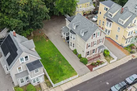 33 Cohasset, Roslindale, MA 02131