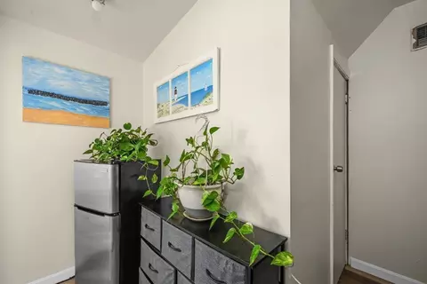 Entry Way - 12 North Blvd, Wareham, MA 02571 photo 3 of 3