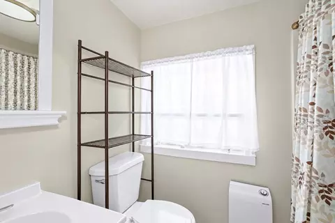 Bath - 12 North Blvd, Wareham, MA 02571 photo 2 of 2