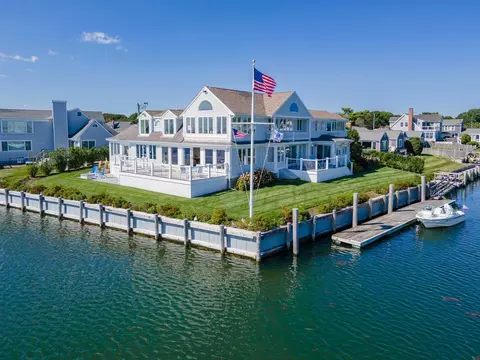 18 Wendy Way, Dennis, MA 02670