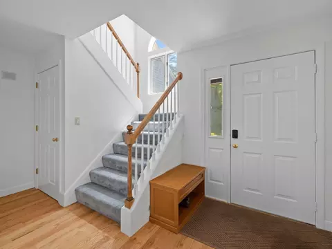 Entry Way - 4 Quail Run #4, Acton, MA 01720 photo 2 of 2