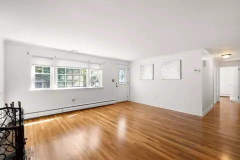 Living - 4 Carson Rd, Woburn, MA 01801 photo 4 of 6